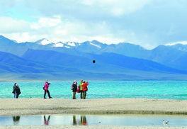 旅游旺季,畅游天下,尽享缤纷假期